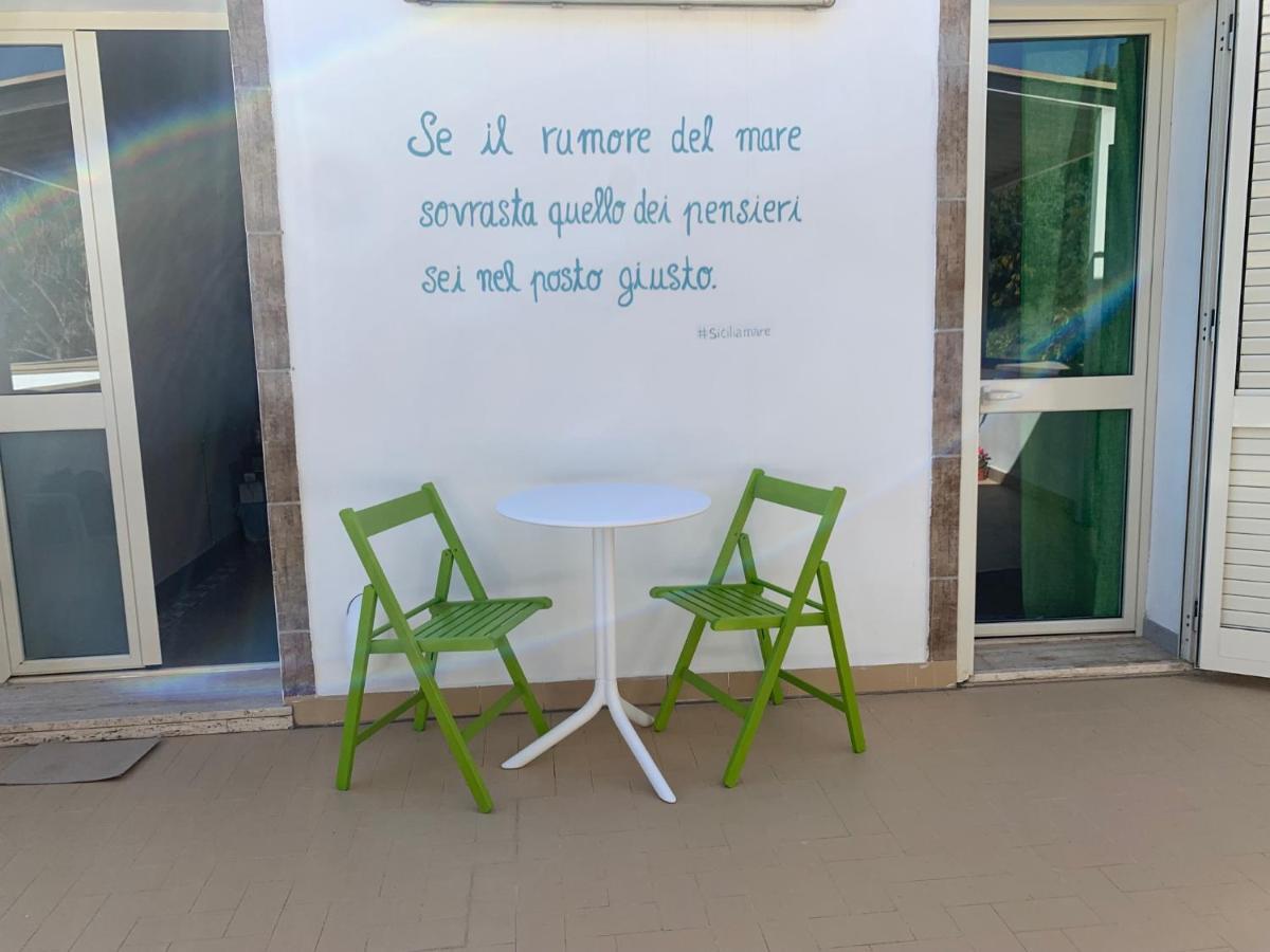 La Bussola Hotel Porto Palo Exterior photo